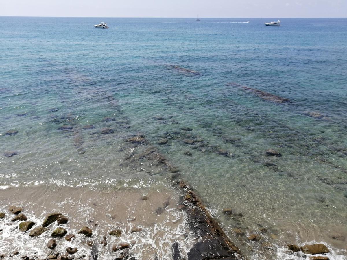 Villaggio Turistico La Vesca Sanremo Bagian luar foto